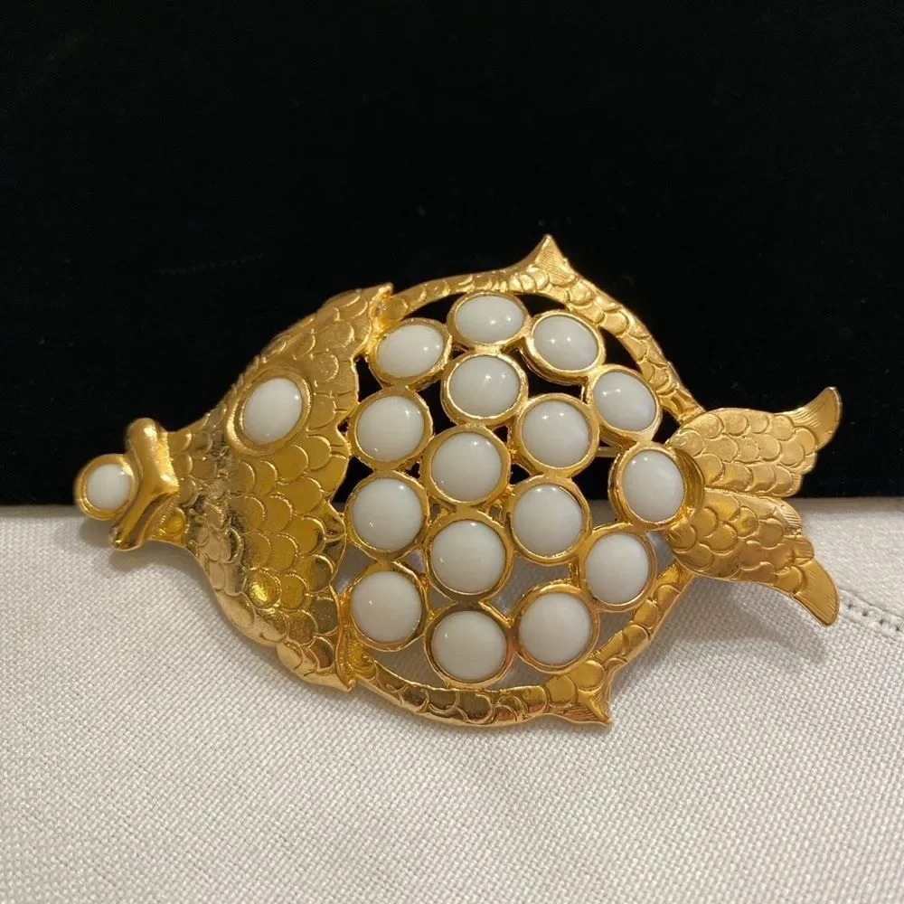 Vintage Etched Gold And Milk Glass Fish Brooch